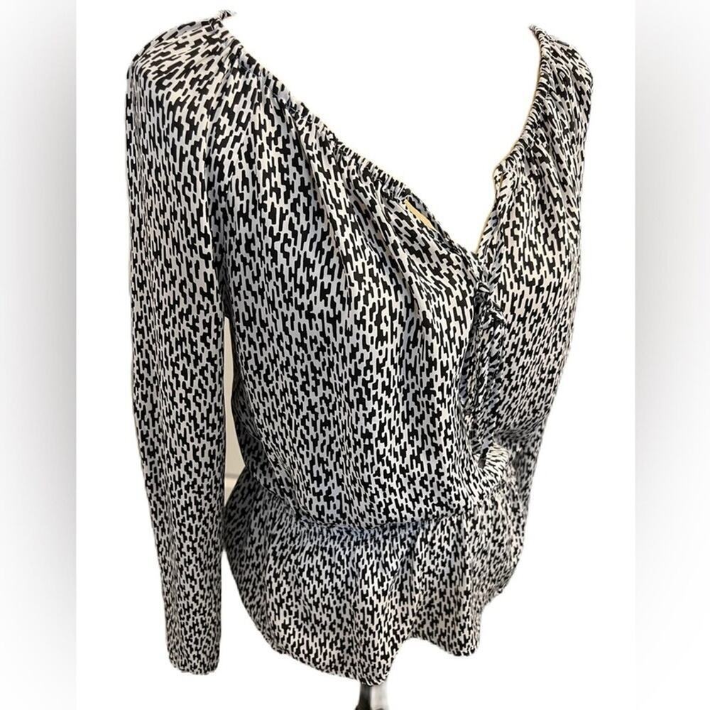 Ellen Tracy Womens Black/ White Top Size XS - Picture 2 of 6